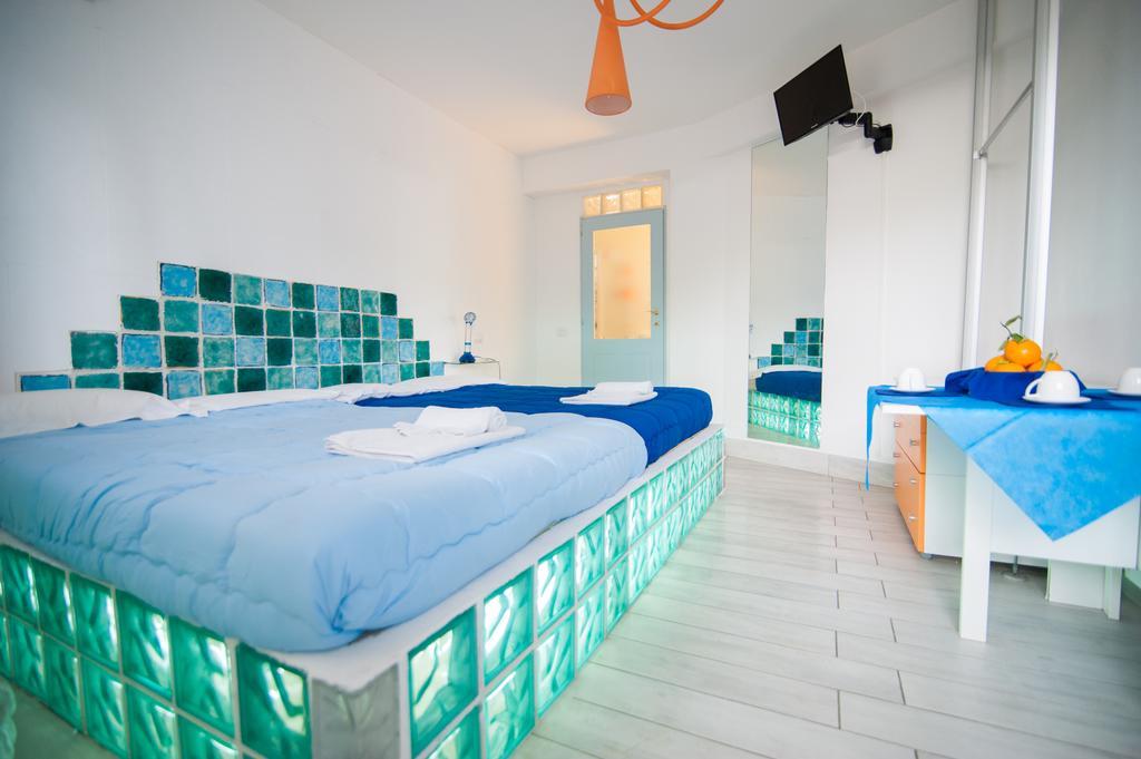 Suite House L'Isola Che Non C'E Fontane Bianche Exterior photo